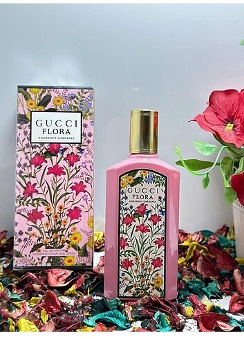 Gucci flora pembe parfüm 