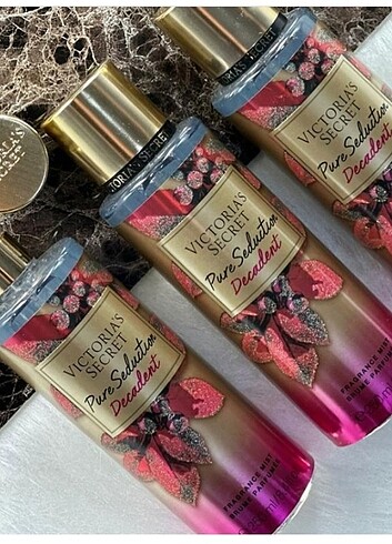 Victoria secret pure selection decadent vücut spreyi 