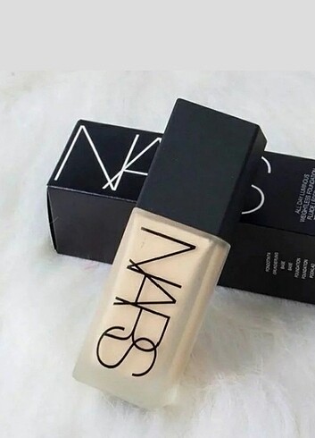 Nars fondöten