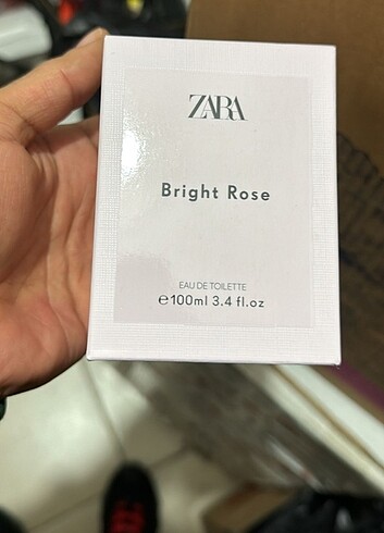 Zara bright rose parfüm 