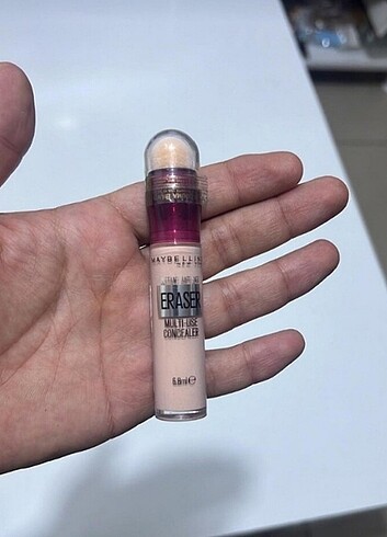 Maybelline eraser 