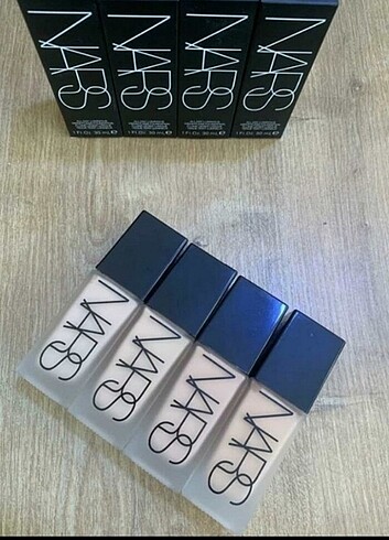 Nars fondöten