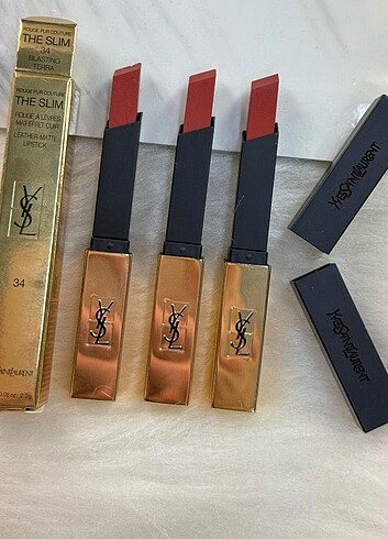Yves Saint Laurent ruj 