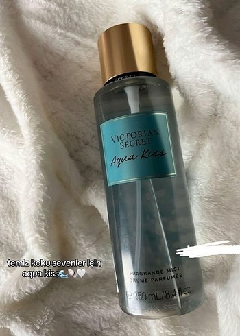 Victoria's Secret Aqua Kiss Kadın Parfümü 250 ml