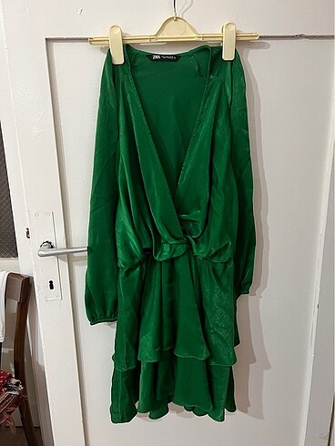 Zara V yaka kısa Zara elbise