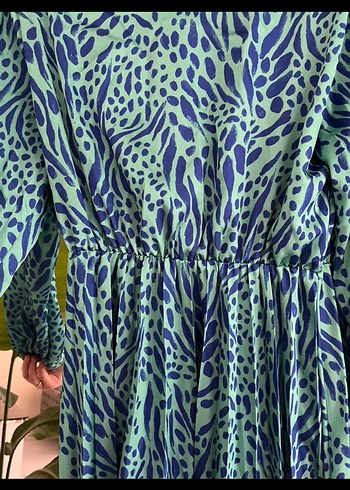 Uzun Kol, Yüksek Yakalı Mavi Batik Elbise - Görsel 6