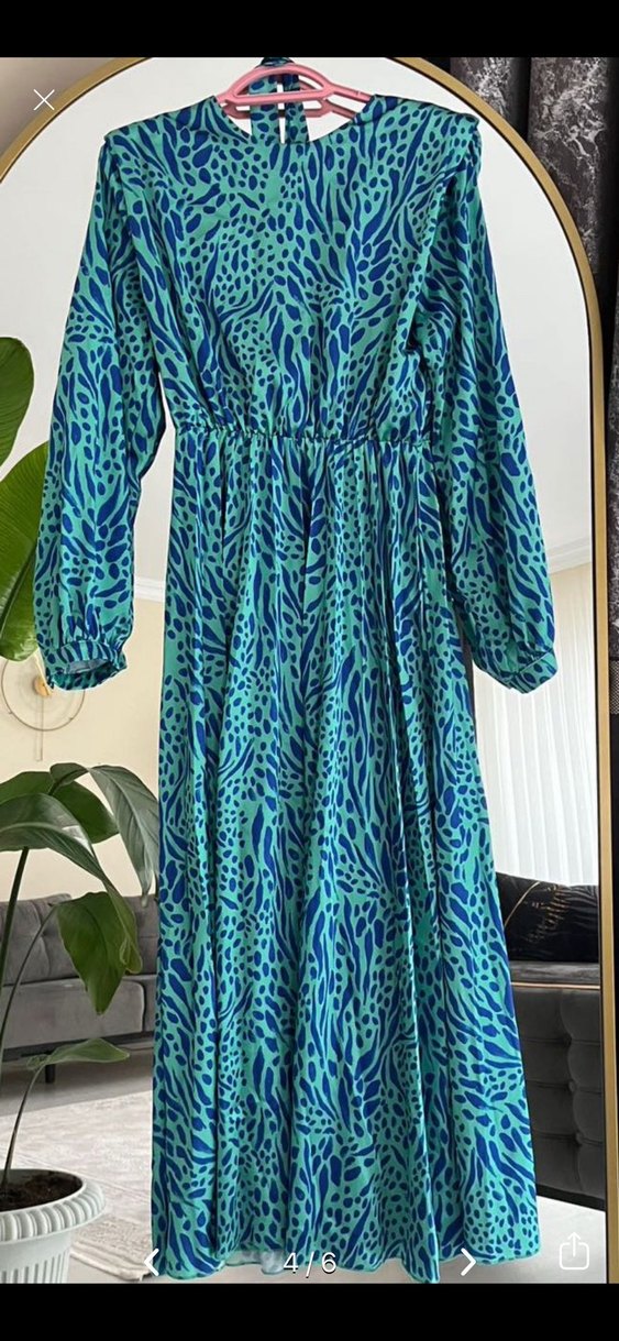 Uzun Kol, Yüksek Yakalı Mavi Batik Elbise - Görsel 4