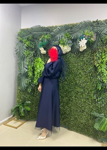 Yüksek Yakalı Lacivert Uzun Tül Etekli Takım - Görsel 6