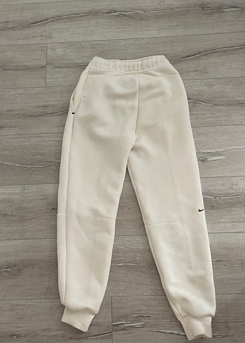 Nike Nike Beyaz Tech Fleece Jogger Kadın Eşofman Altı