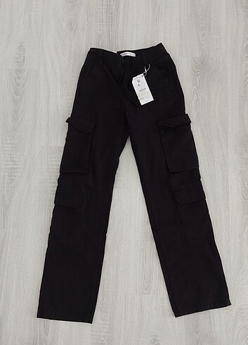 Bershka Kargo Pantolon