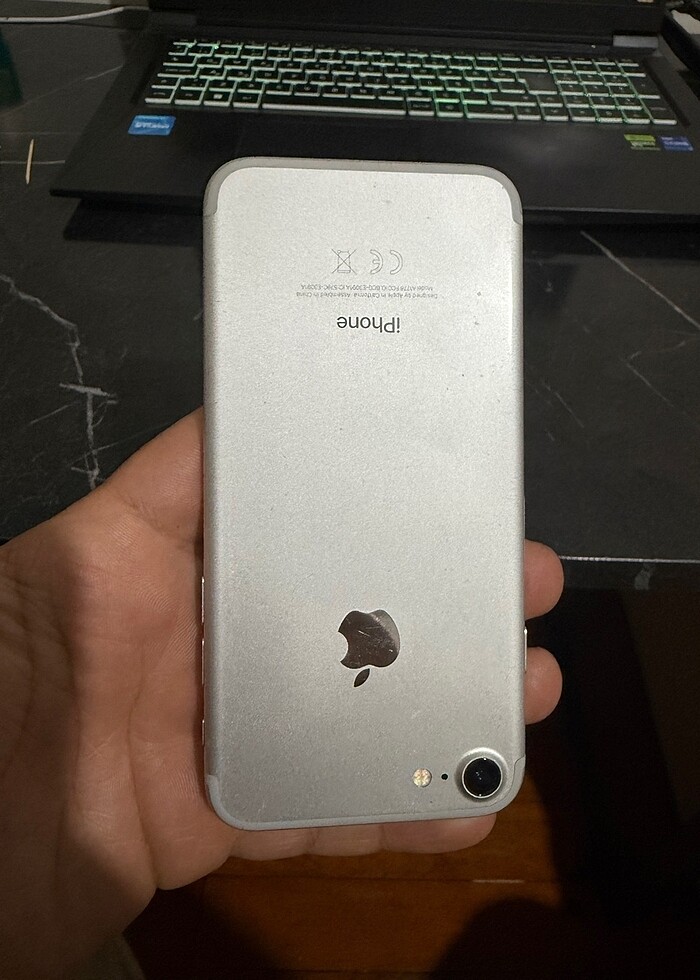 Iphone 7 telefon - Görsel 2