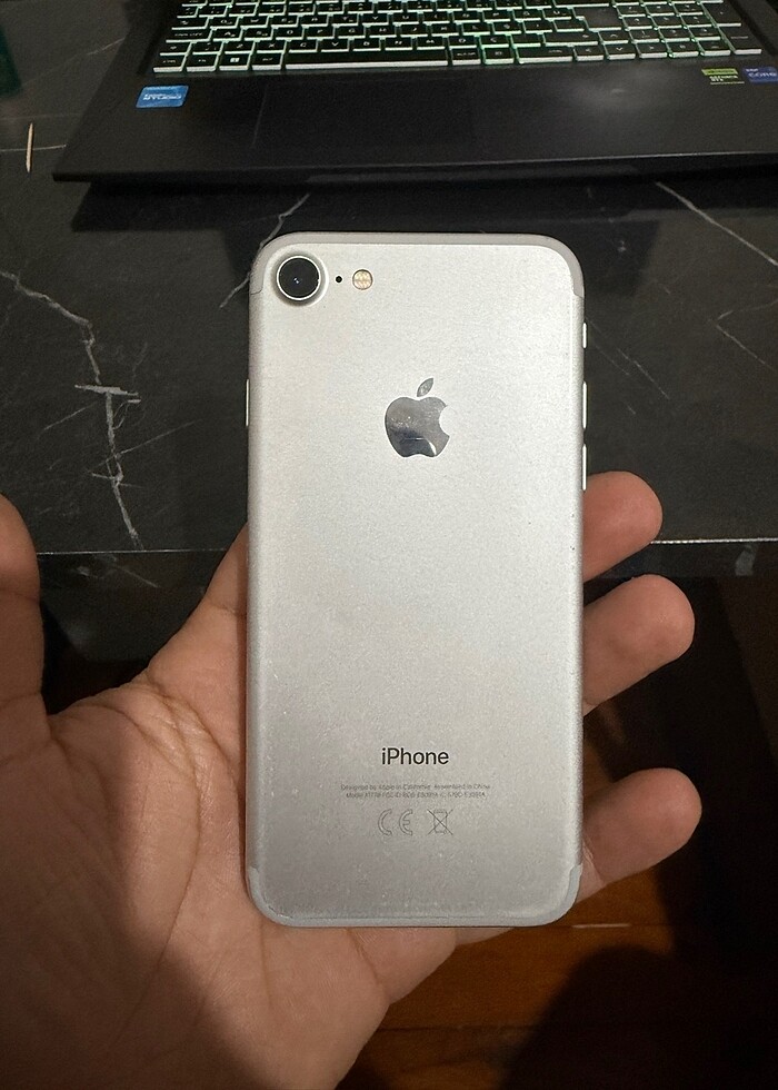 Iphone 7 telefon - Görsel 3