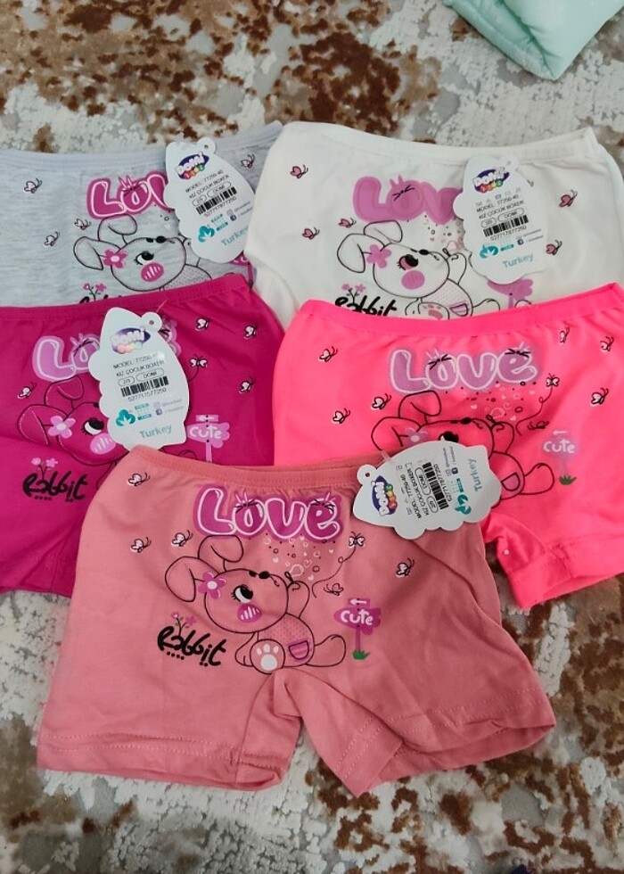 Kız cocuk boxer 2 3 yas - Görsel 3