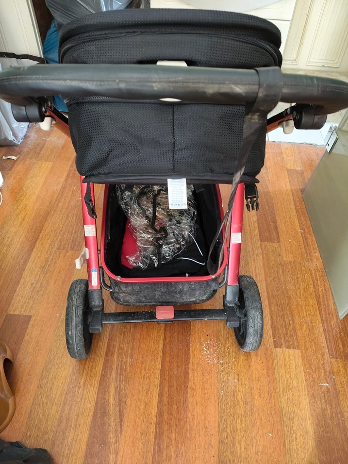 Kırmızı CASUAL Bebek Arabası ve Oto Koltuğu - Görsel 3