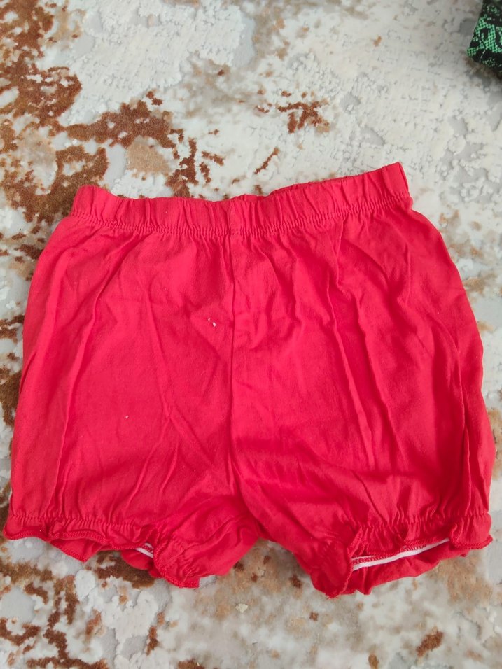 Kız Çocuk Kırmızı Fırfırlı Şort - Görsel 2