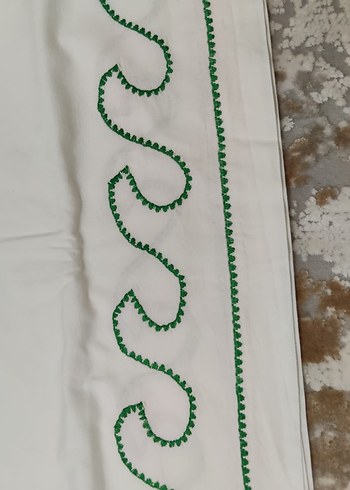 Nakışlı Beyaz
