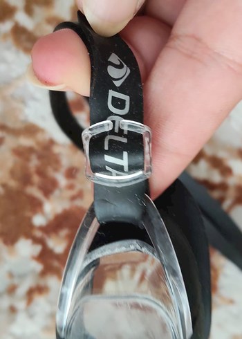 Kemerli Siyah Minimalist Yüzücü Gözlüğü - Görsel 3