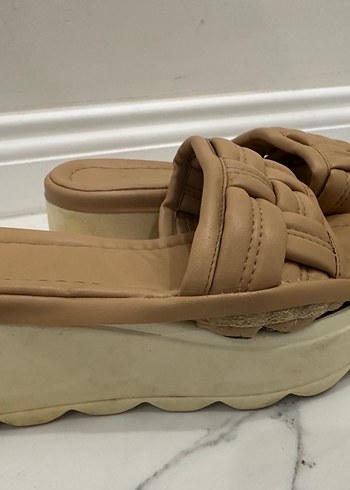 Bej Kadın Dolgu Topuklu Terlik - Görsel 2