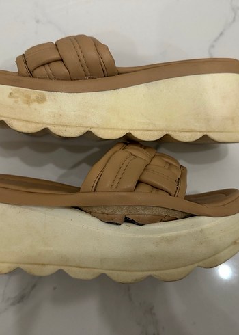 Bej Kadın Dolgu Topuklu Terlik - Görsel 3