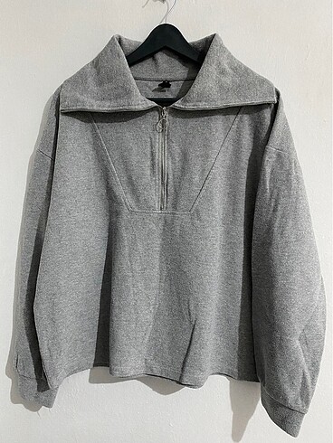 GRİ FERMUARLI SWEAT