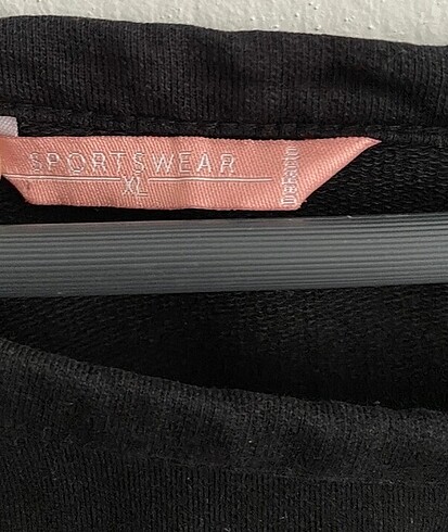 xl Beden siyah Renk OMUZ DETAYLI SİYAH SWEAT