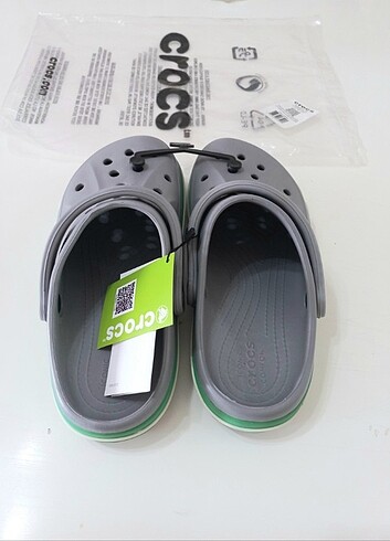 37 Beden gri Renk Crocs Terlik Sandalet Yeni Sezon Etiketli 