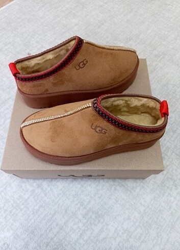 Ugg UGG TAZZ BAYAN KAPALI TERLİK