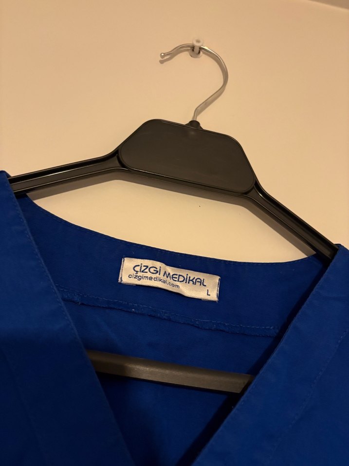 Saks Mavisi Scrubs Üst - Görsel 4