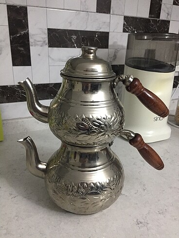 Bakır çaydanlık