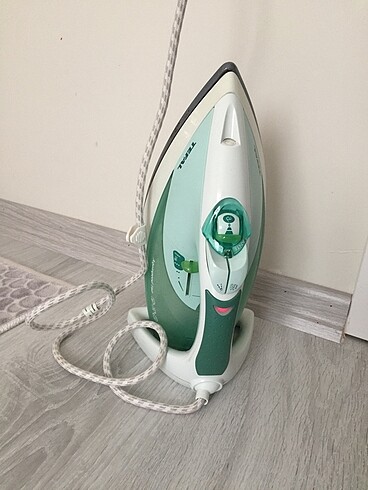 Tefal buharlı ütü