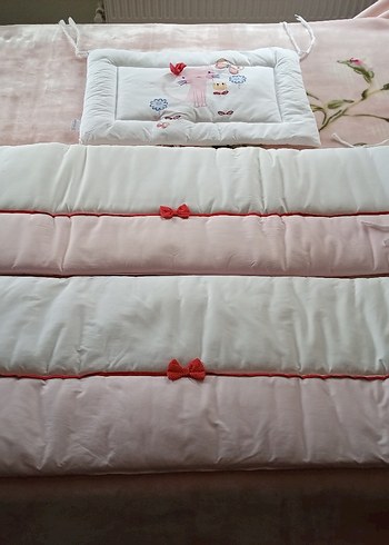 Nakışlı Pembe Bebek Uyku Minderi - Görsel 3