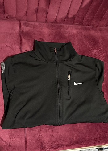 Nike l