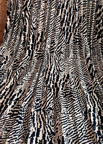 Zebra Desenli Uzun Piliseli Kadın Etek - Görsel 6