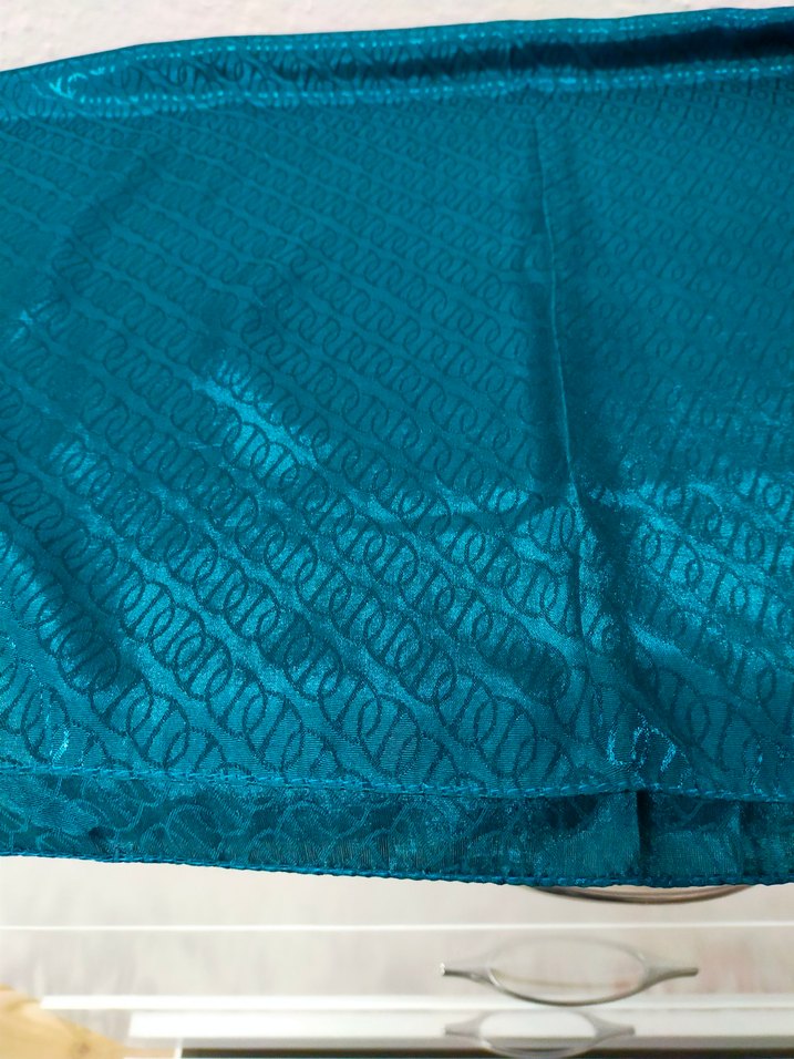 Zincir Detaylı Parlak Turkuaz Kadın Şal - Görsel 2