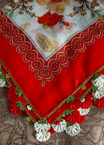 Dantel İşlemeli Kırmızı Kadın Fular - Görsel 7