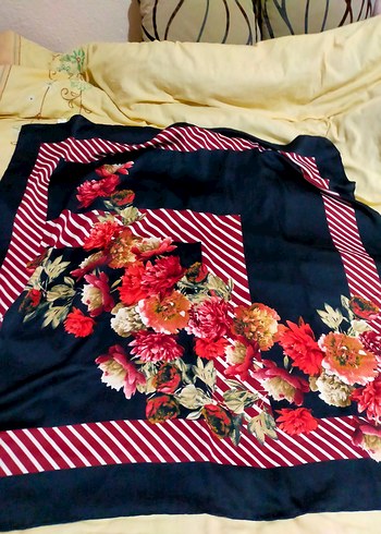 Çiçek Desenli Çok Renkli Kadın Fular - Görsel 5