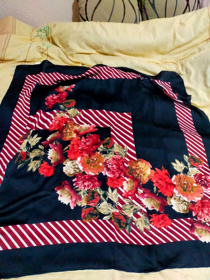 Çiçek Desenli Çok Renkli Kadın Fular - Görsel 5