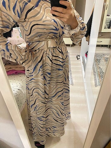 m Beden Saten zebra desenli yazlık elbise