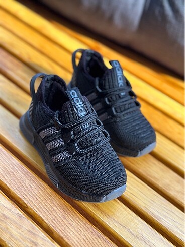 Diğer Adidas