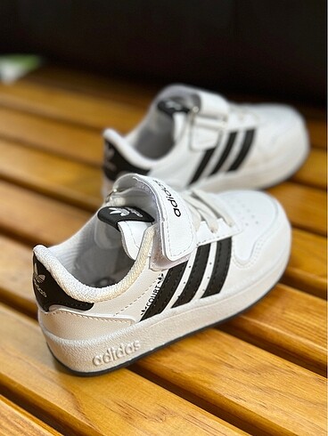 Adidas Adidas