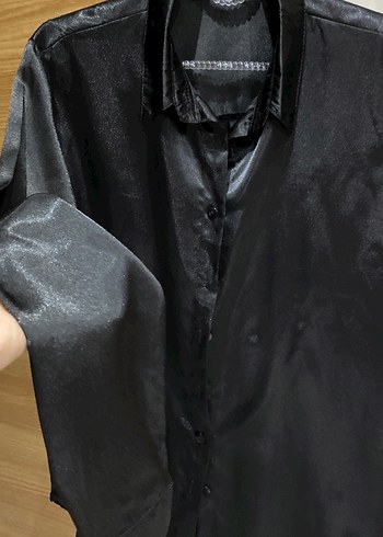 Saten Görünümlü Siyah Uzun Kollu Gömlek - Görsel 2