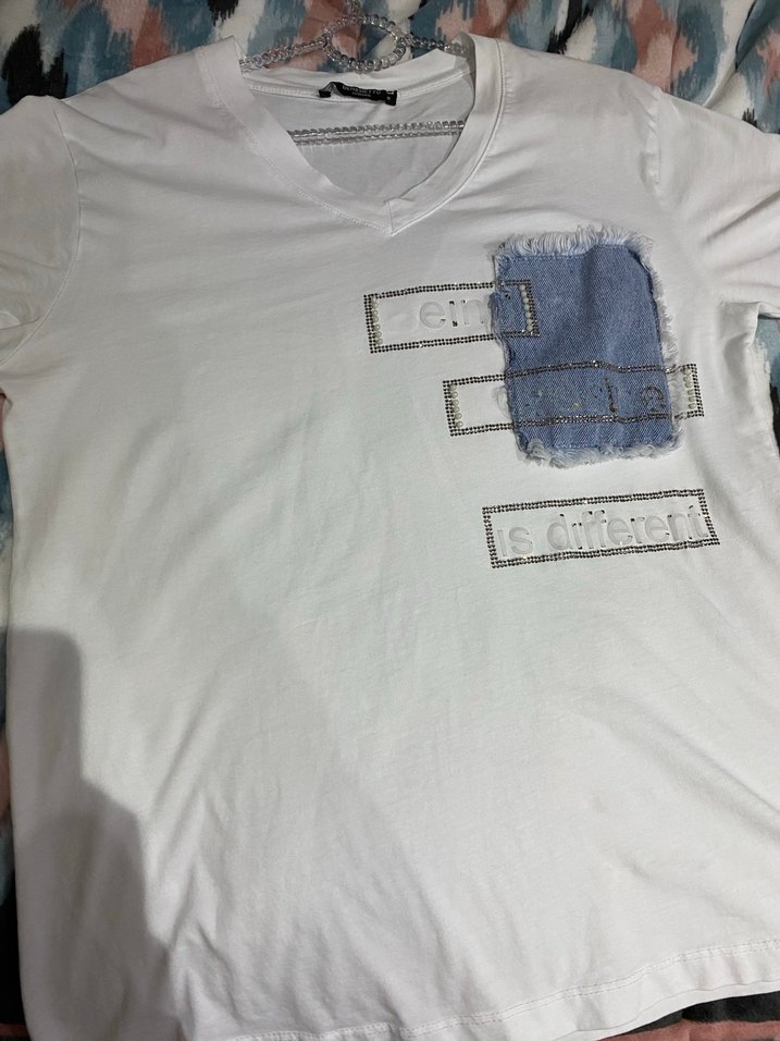 Kadın Beyaz Denim Detaylı Baskılı Tişört - Görsel 2