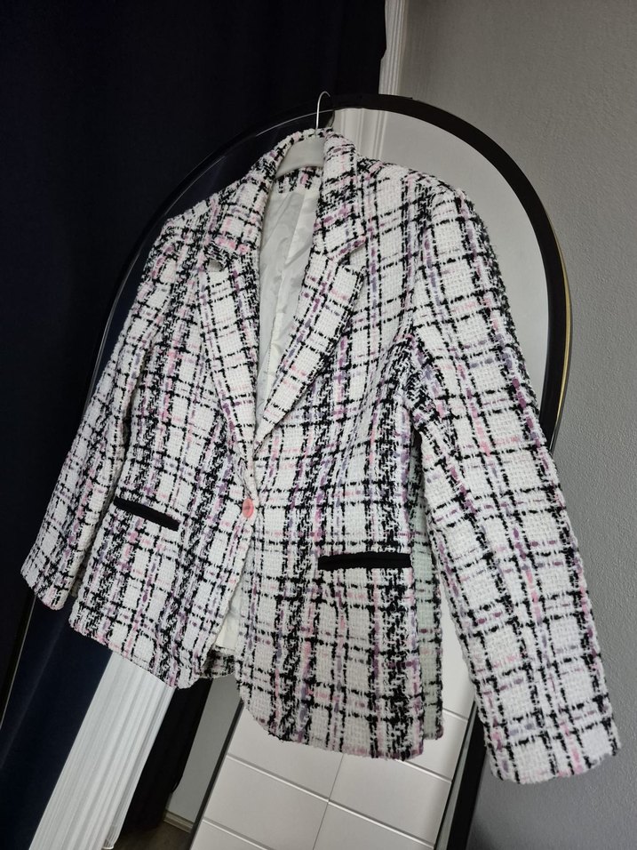 Düğmeli Ekose Desenli Beyaz Kadın Blazer - Görsel 2