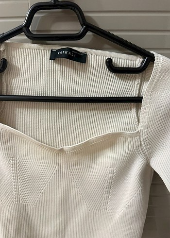 Beyaz V Yaka Uzun Kollu Kadın Triko - Görsel 2