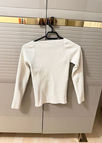 Beyaz V Yaka Uzun Kollu Kadın Triko - Görsel 3