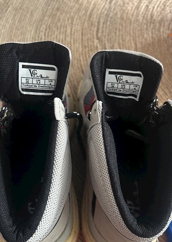 Gri Yılan Desenli Dolgu Topuklu Spor Ayakkabı - Görsel 5