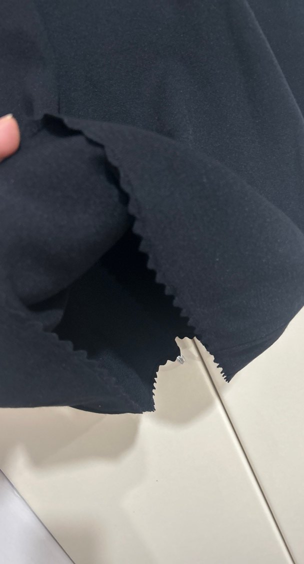 Siyah Yüksek Yakalı Triko Midi Elbise - Görsel 5