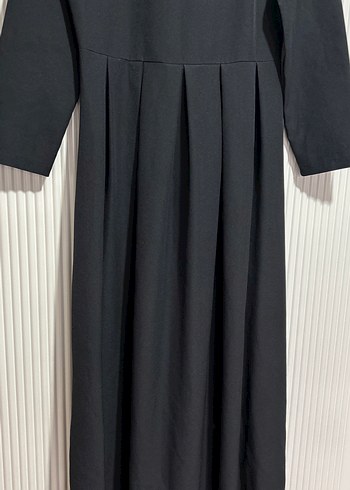 Siyah Piliseli Uzun Kadın Elbise - Görsel 2