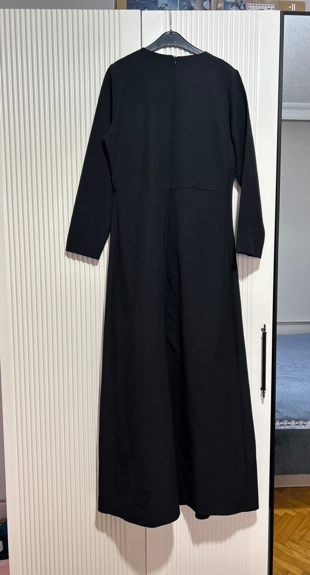 Siyah Piliseli Uzun Kadın Elbise - Görsel 4