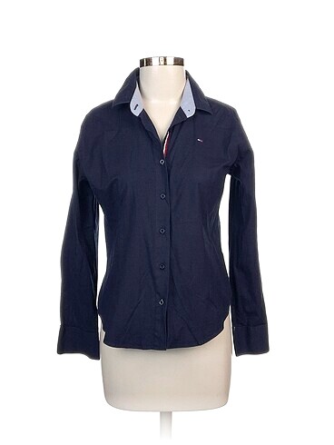 Tommy Hilfiger Gömlek %70 İndirimli.